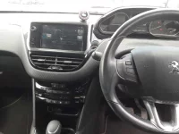 Peugeot 208 лот № 38228 оценка 4.5  с аукциона в Японии 8