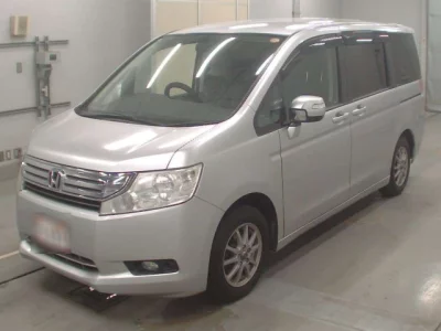 Honda STEP WAGON  с аукциона в Японии