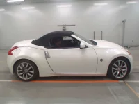 Nissan FAIRLADYZ лот № 30817 оценка 4  с аукциона в Японии 2