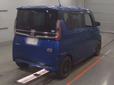 Nissan ROOX  с аукциона в Японии