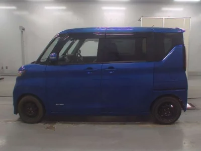 Nissan ROOX  с аукциона в Японии