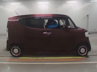 Honda N BOX SLASH лот № 780 оценка 4  с аукциона в Японии 2