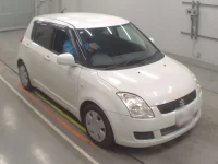 Suzuki SWIFT лот № 30777 оценка 3.5  с аукциона в Японии 4