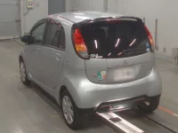 Mitsubishi I лот № 744 оценка 3.5  с аукциона в Японии 5