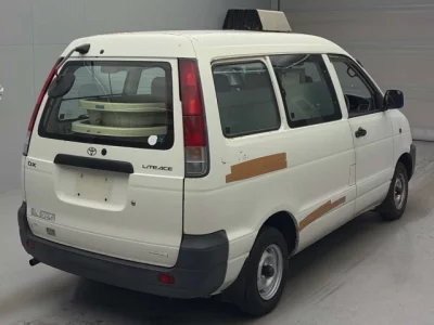 Toyota LiteAce Van