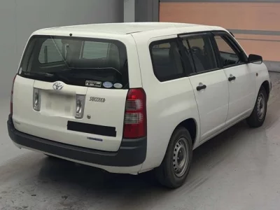 Toyota SUCCEED