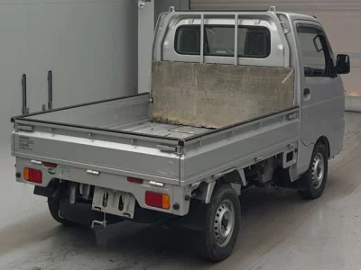 Nissan CLIPPER TRUCK  с аукциона в Японии