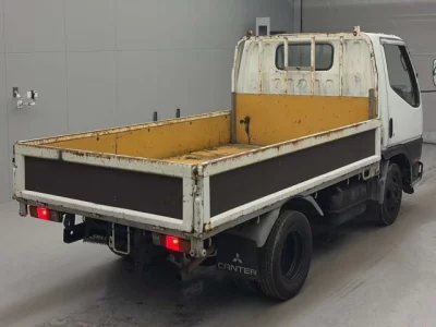 Mitsubishi Fuso Canter
