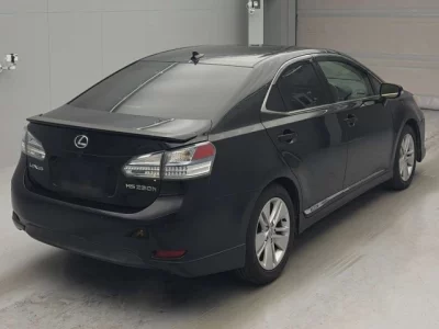 Lexus HS  с аукциона в Японии
