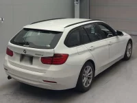 BMW 3-Series лот № 5017 оценка 3.5  с аукциона в Японии 1