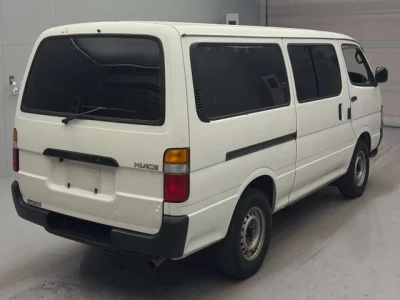 Toyota HIACE VAN  с аукциона в Японии