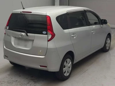 Toyota PASSO SETTE
