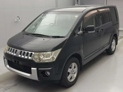 Mitsubishi DELICA D5  с аукциона в Японии