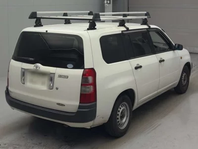 Toyota SUCCEED