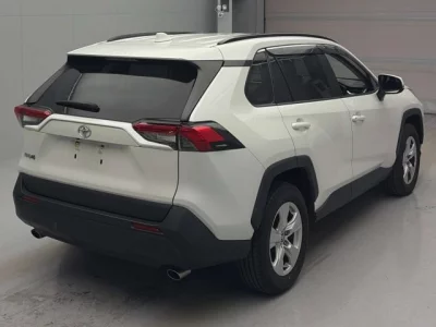 Toyota RAV4  с аукциона в Японии