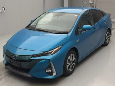 Toyota PRIUS PHV  с аукциона в Японии