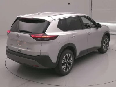 Nissan X-TRAIL  с аукциона в Японии