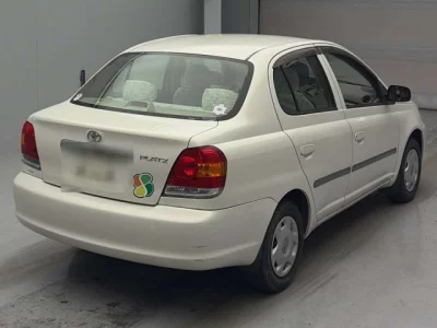 Toyota PLATZ  с аукциона в Японии