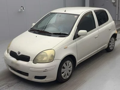 Toyota VITZ  с аукциона в Японии