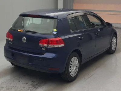 Volkswagen GOLF  с аукциона в Японии