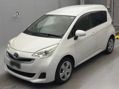 Toyota RACTIS  с аукциона в Японии