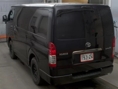 Toyota HiAce Van
