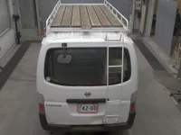 Nissan CARAVAN VAN лот № 2042 оценка R  с аукциона в Японии 6