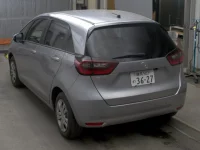 Honda FIT лот № 10019 оценка 3.5  с аукциона в Японии 1