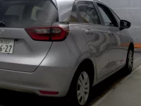 Honda FIT лот № 10019 оценка 3.5  с аукциона в Японии 4