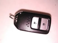 Honda FIT лот № 10047 оценка 4  с аукциона в Японии 9