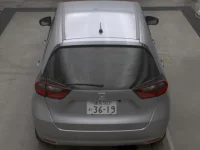 Honda FIT лот № 10047 оценка 4  с аукциона в Японии 6