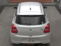 Suzuki SWIFT лот № 3065 оценка 4  с аукциона в Японии 6