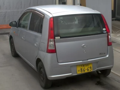 Daihatsu MIRA  с аукциона в Японии