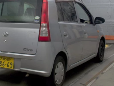Daihatsu MIRA  с аукциона в Японии