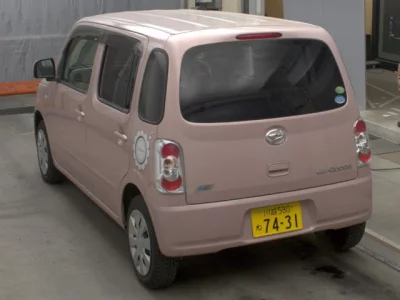Daihatsu MIRA