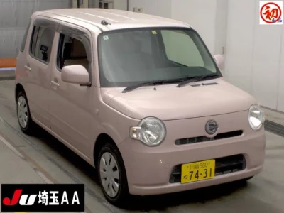 Daihatsu MIRA