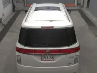 Nissan ELGRAND лот № 17024 оценка R  с аукциона в Японии 5