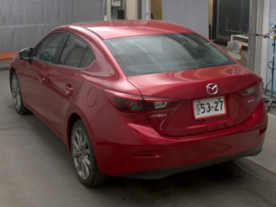 Mazda AXELA  с аукциона в Японии