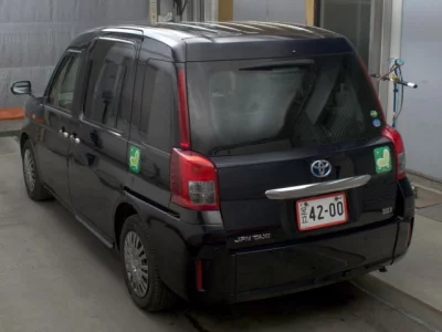 Toyota JPN TAXI  с аукциона в Японии