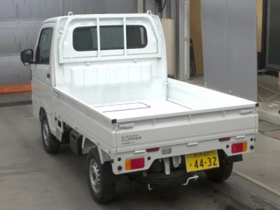 Nissan CLIPPER TRUCK