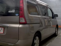 Nissan SERENA лот № 17051 оценка 3  с аукциона в Японии 3