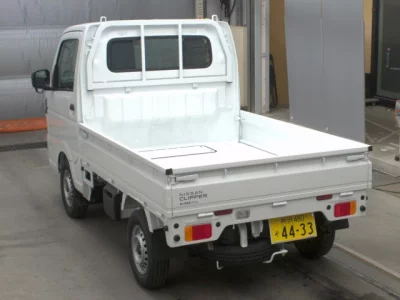 Nissan CLIPPER TRUCK