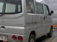 Mitsubishi MINICAB VAN лот № 4049 оценка 3  с аукциона в Японии 3