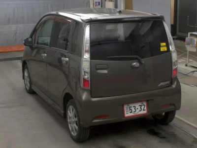 Daihatsu MOVE  с аукциона в Японии