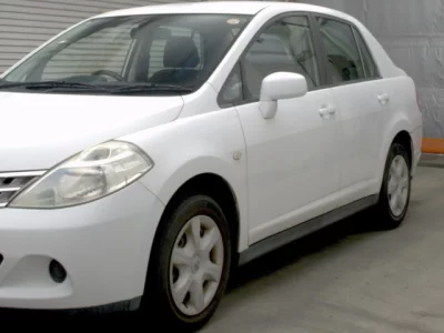 Nissan TIIDA LATIO