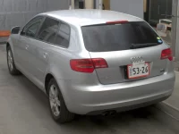 Audi A3 лот № 17081 оценка 4  с аукциона в Японии 1