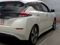 Nissan LEAF лот № 2105 оценка 4.5  с аукциона в Японии 4