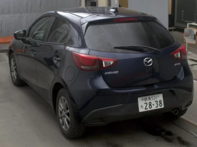 Mazda DEMIO