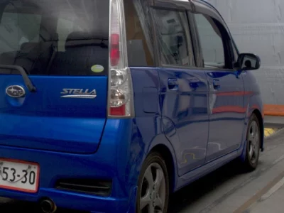 Subaru STELLA