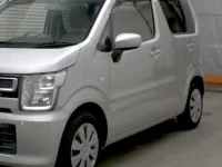 Suzuki WAGON R лот № 15101 оценка 3  с аукциона в Японии 2